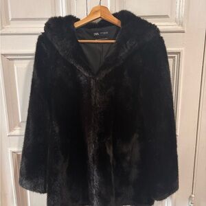Zara Women's Black Faux Fur Coat XS